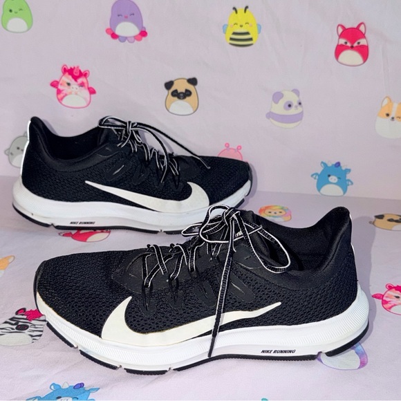 Nike Running Shoes - Black and White - Women's Size 6.5 US - Picture 2 of 7